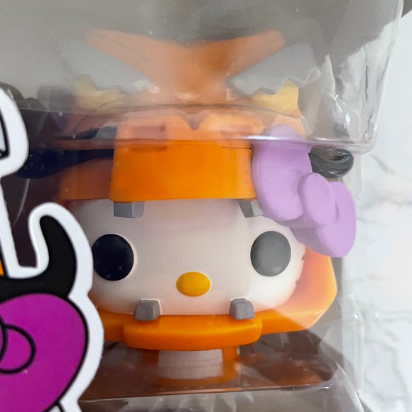 Hello Kitty Funko Pop 44 - Picture 8 of 8